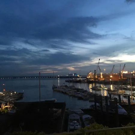 Abitare Sul Porto