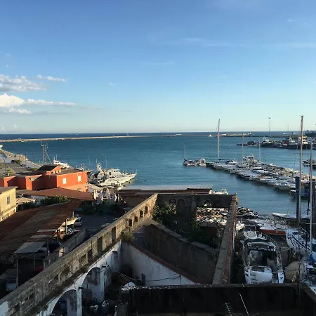 Abitare Sul Porto Guest house