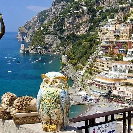 Guest house Abitare Sul Porto Salerno